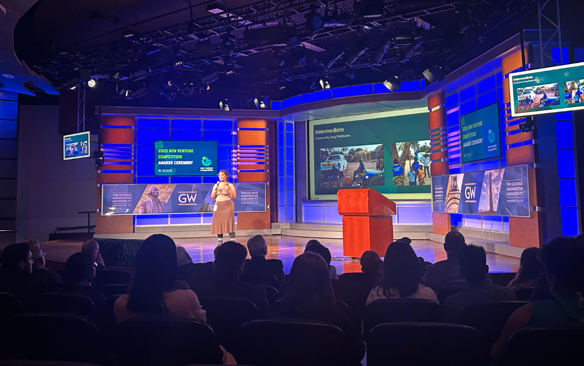Gazzinelli Lab Speaking at New Venture Award